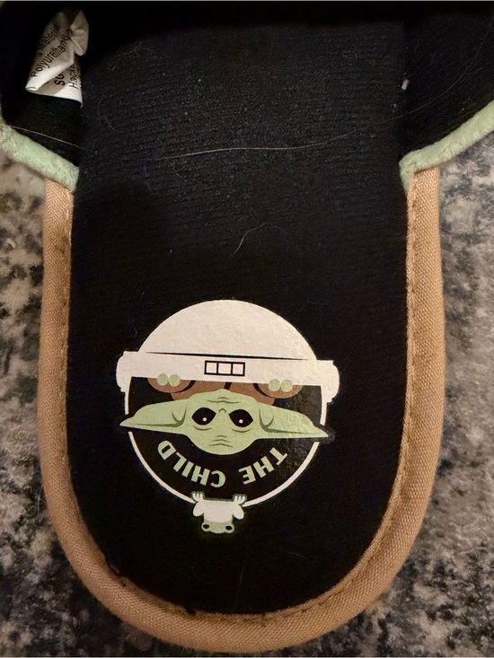 The Child (Grogu) Holiday Slippers - Green with Red Santa Hats main image 4